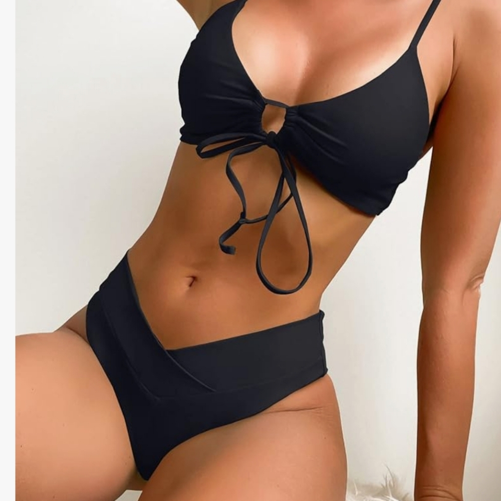 🕶 SUMMER SALE 🕶Elegant Black Bikini Set New Never Worn - Picture 6 of 6